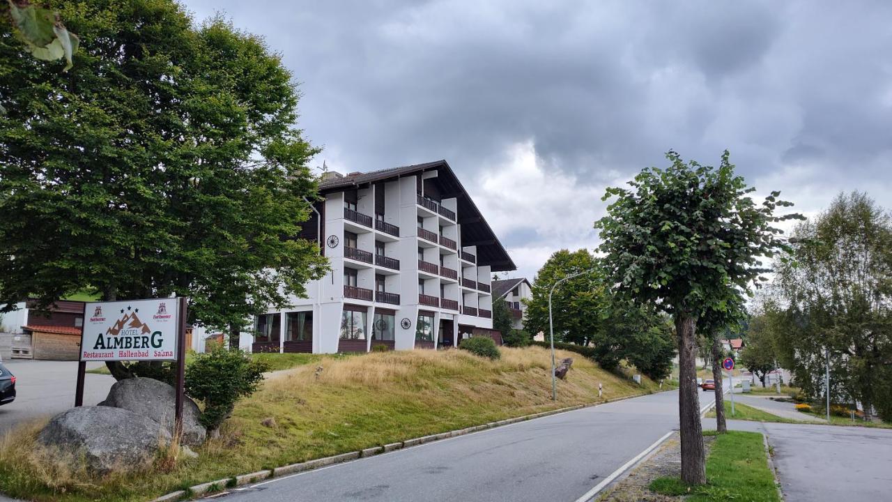 Two Apartaments Almberg - Mitterdorf-Mitterfirmiansreut Bagian luar foto